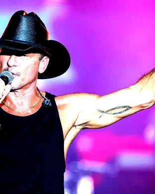 Tim McGraw Darien Center