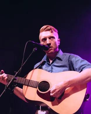 Tyler Childers Darien Center